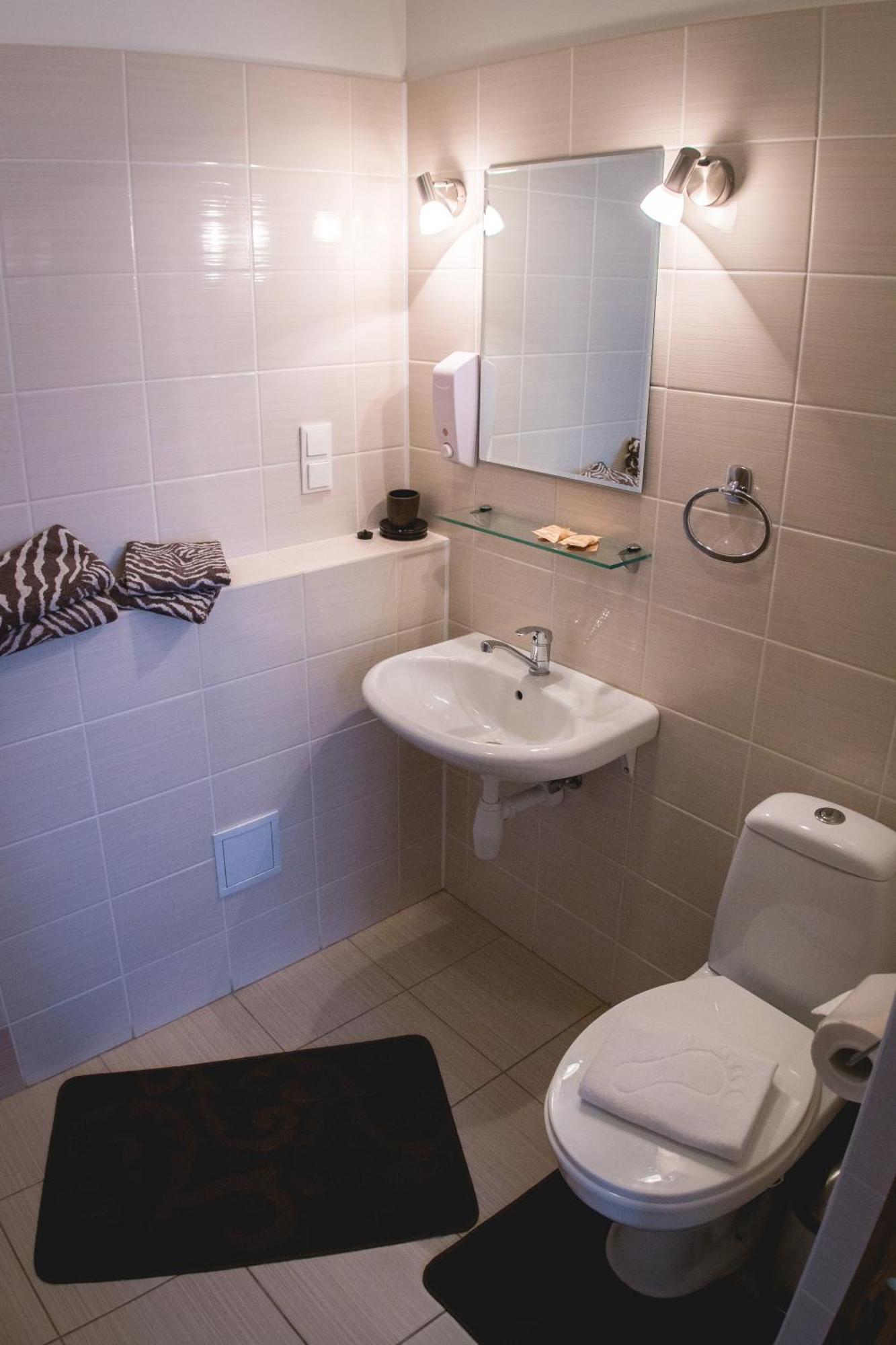 Hotel Viesu Maja Janis Madona Camera foto